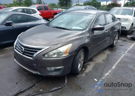 2014 Nissan Altima 2.5 Sv из США, поврежденный, VIN 1N4AL3AP9EC168773